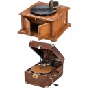 2 Gramophones