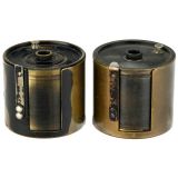 Leica Reporter的2个底片盒   1934年