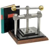 带复印纸的复印机 (Copy Press with Copying Book)