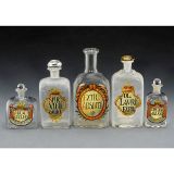 5个药剂师用玻璃器皿 (5 Pharmacy Glass Bottles)