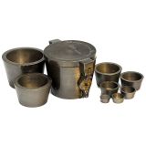 3个锅状嵌套砝码 (English Nesting Weight Sets)