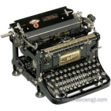 打字机 (Typewriters)