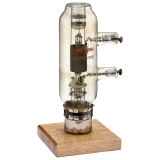 电子管和检测设备 (Valves and Analyzers)